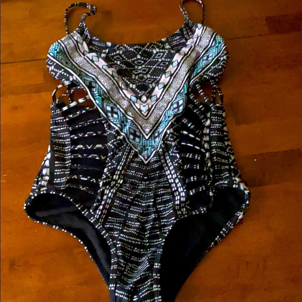 One piece bathing suit